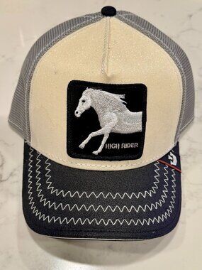 Goorin Bros The Farm High Rider White Horse Stallion Trucker Glitter SPARKLY!